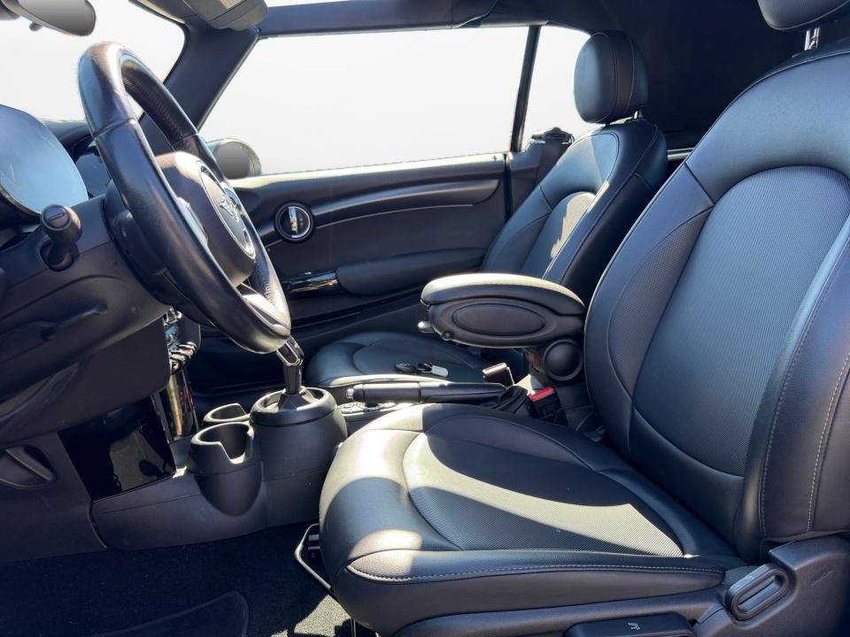 2022 MINI Convertible Cooper