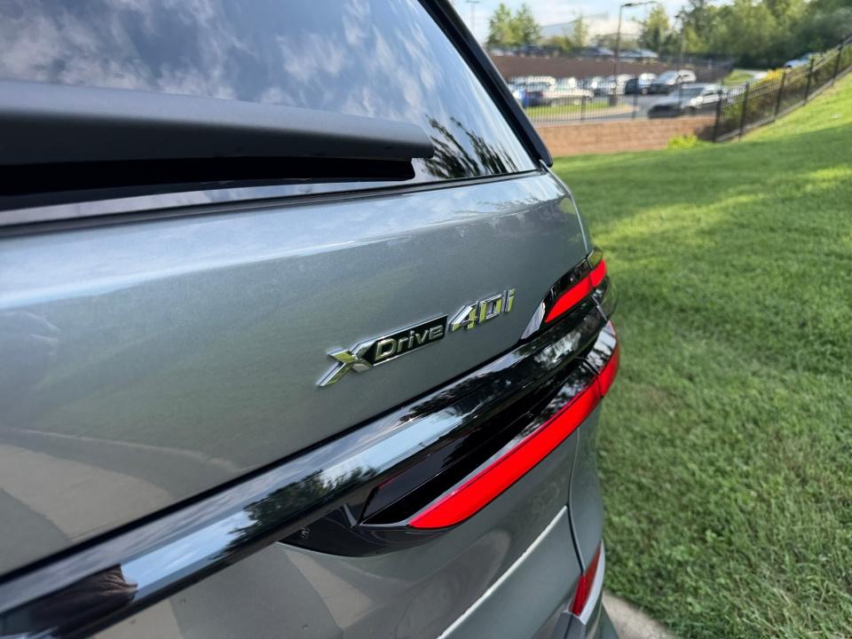 2027 BMW X7 xDrive40i