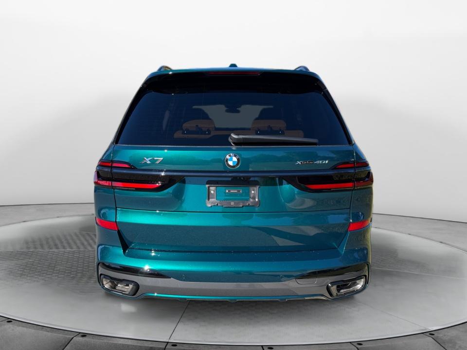 2027 BMW X7 xDrive40i