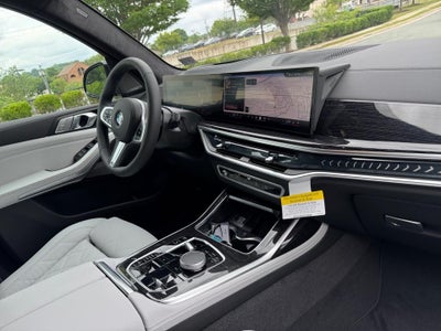 2027 BMW X7 xDrive40i