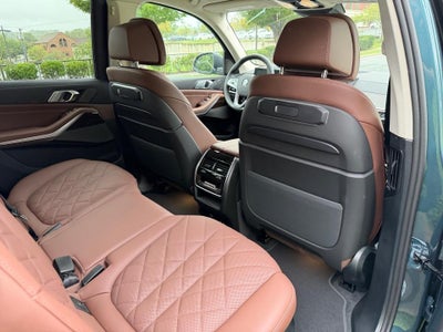2027 BMW X7 xDrive40i