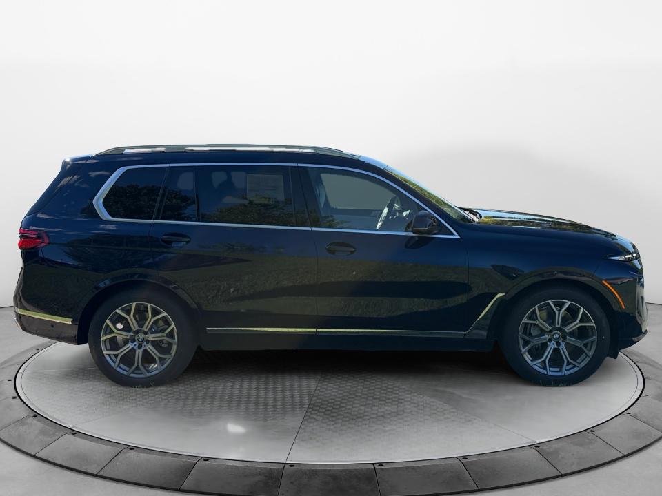 2027 BMW X7 xDrive40i
