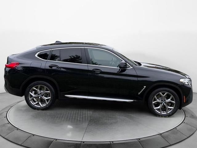 2024 BMW X4 xDrive30i