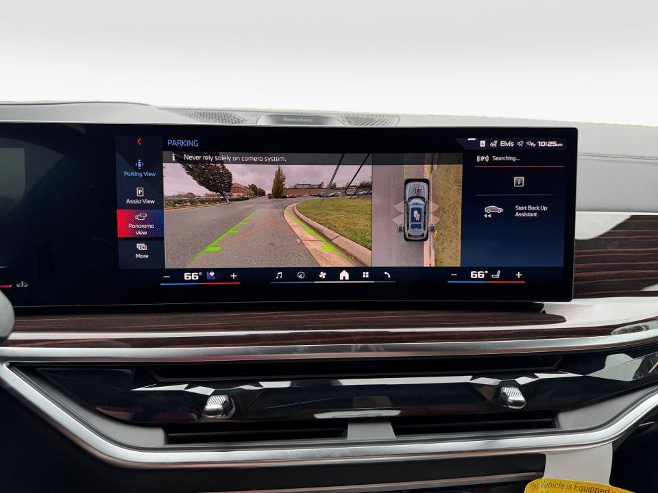 2027 BMW X7 M60i