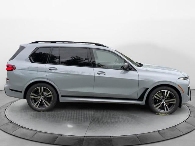 2027 BMW X7 M60i