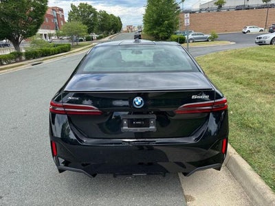2027 BMW 550e 550e xDrive