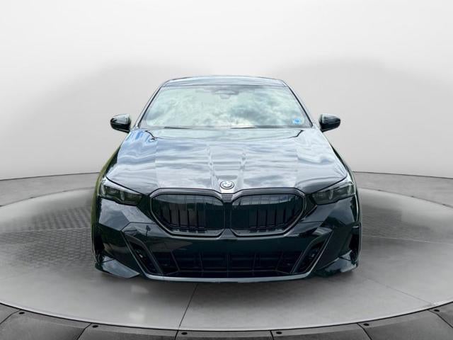 2027 BMW 550e 550e xDrive