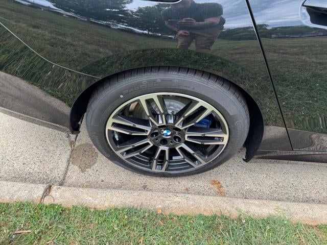 2027 BMW 550e 550e xDrive