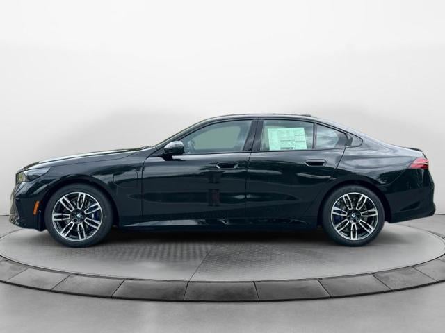 2027 BMW 550e 550e xDrive