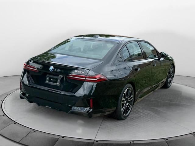 2027 BMW 550e 550e xDrive