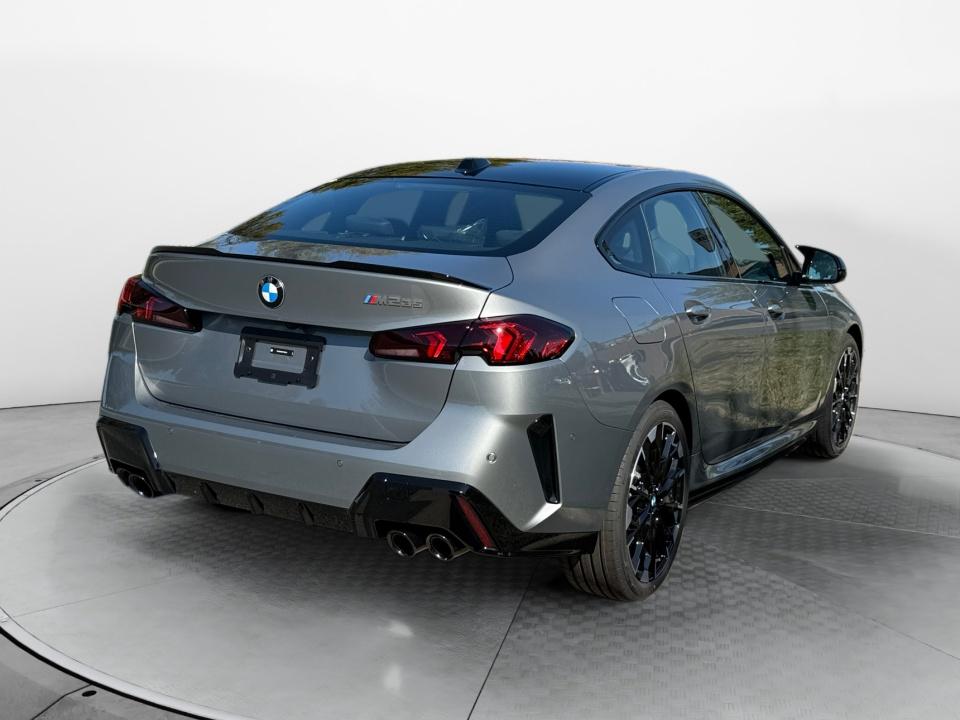 2026 BMW 235i M235 xDrive