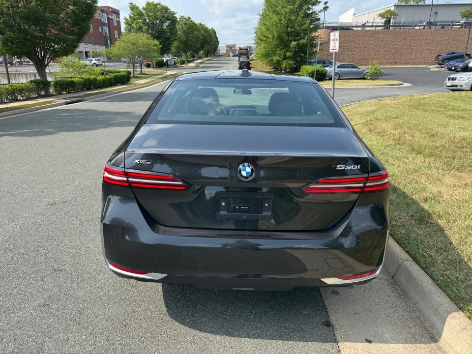 2027 BMW 5 Series 530i xDrive