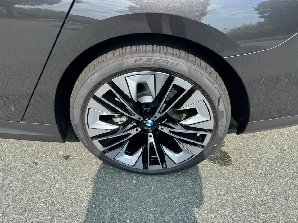 2027 BMW 5 Series 530i xDrive