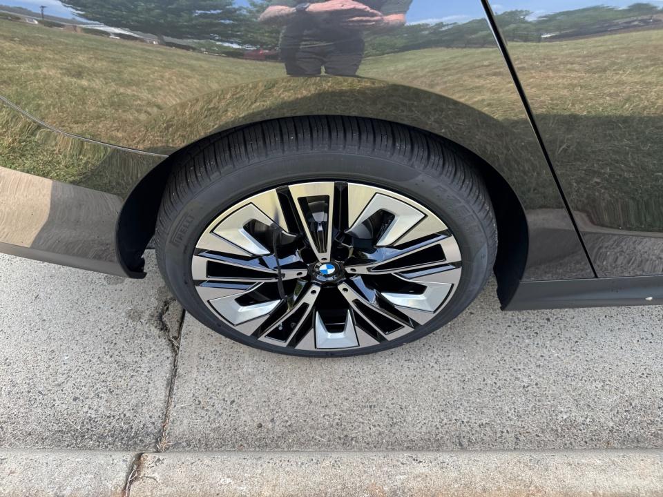 2027 BMW 5 Series 530i xDrive