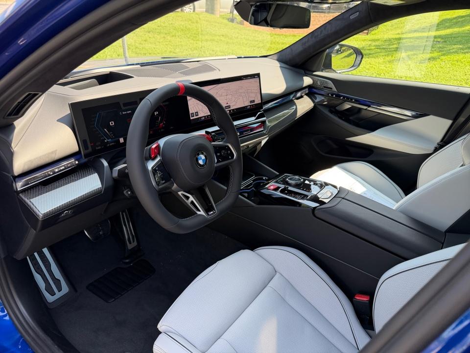 2027 BMW M5 Touring