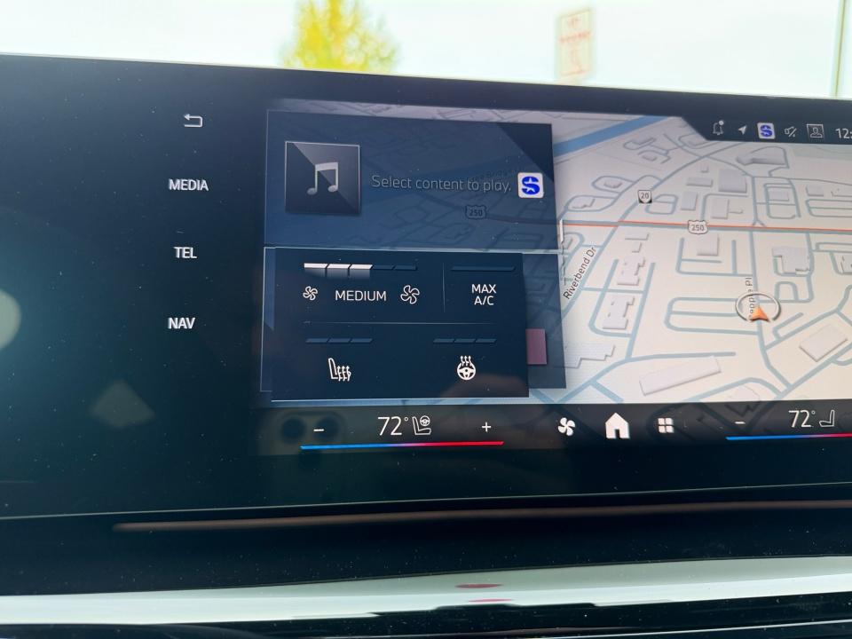 2027 BMW X1 xDrive28i