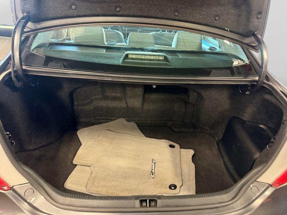 2014 Toyota Camry Hybrid XLE