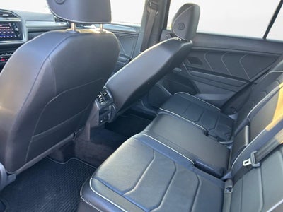 2023 Volkswagen Tiguan SEL R-Line
