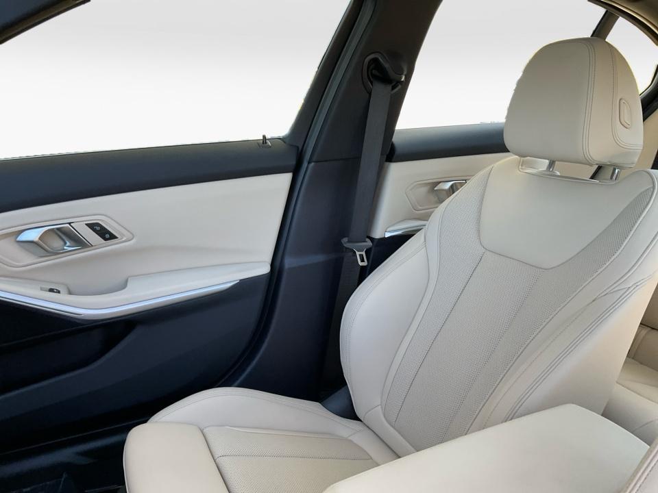 2024 BMW 330i xDrive 330i xDrive