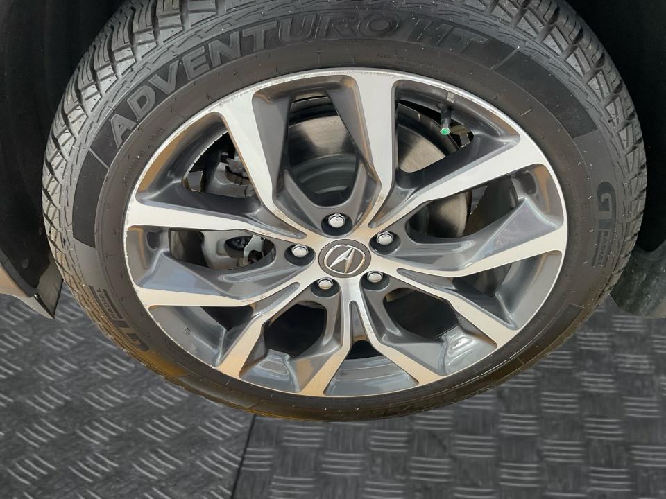 2022 Acura MDX w/Technology Package