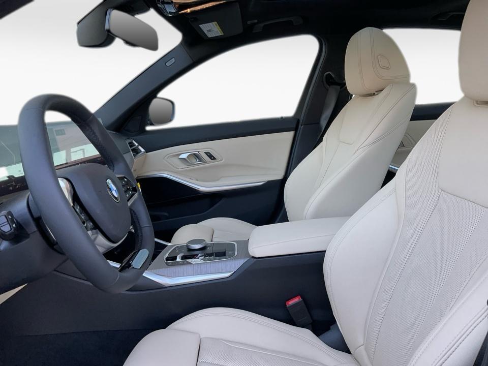 2026 BMW 330i 330i