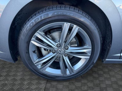 2019 Volkswagen Jetta R-Line
